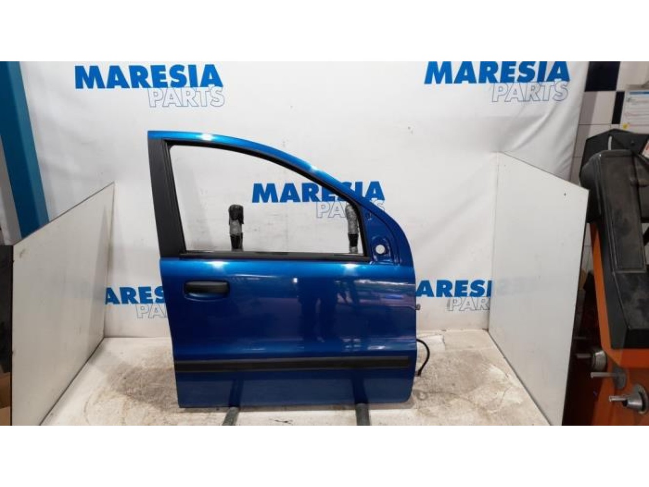 Fiat - Panda - Front door 4-door, right
