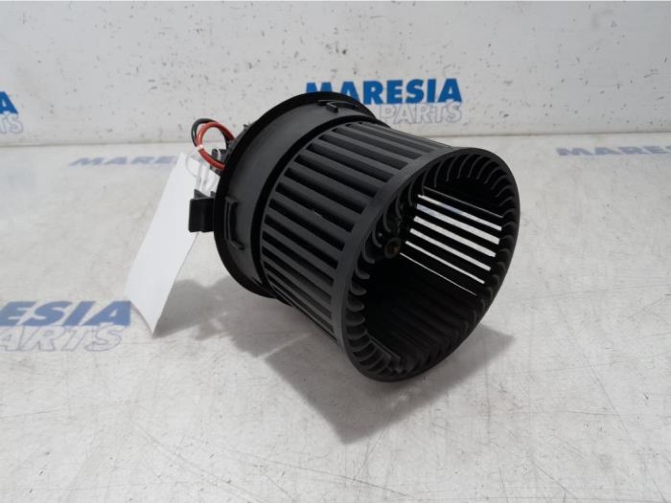 Peugeot - 208 - Heating and ventilation fan motor