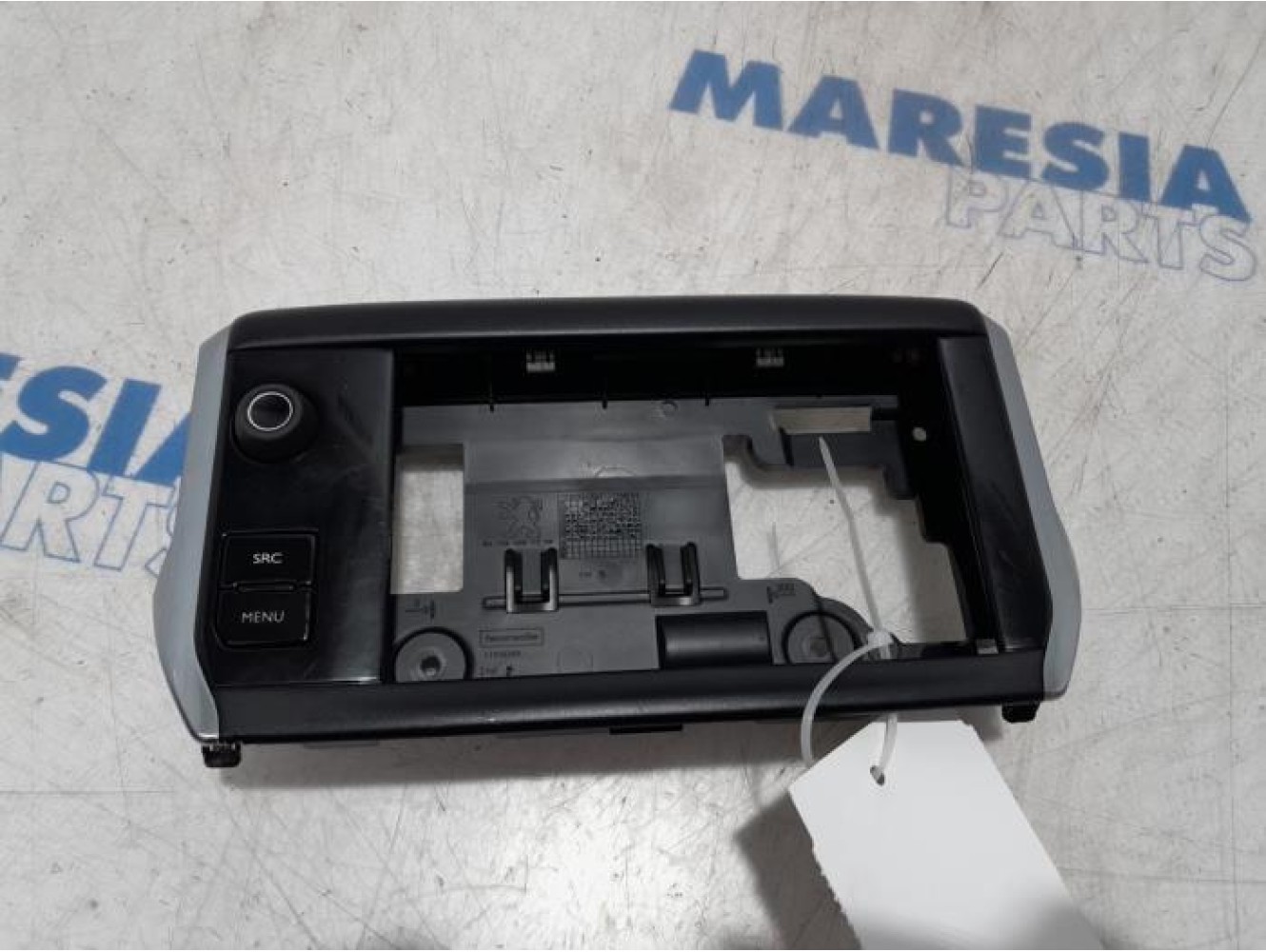 Peugeot - 208 - Multi-media control unit