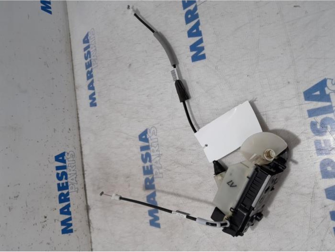 Peugeot - 208 - Door lock mechanism 4-door, front left