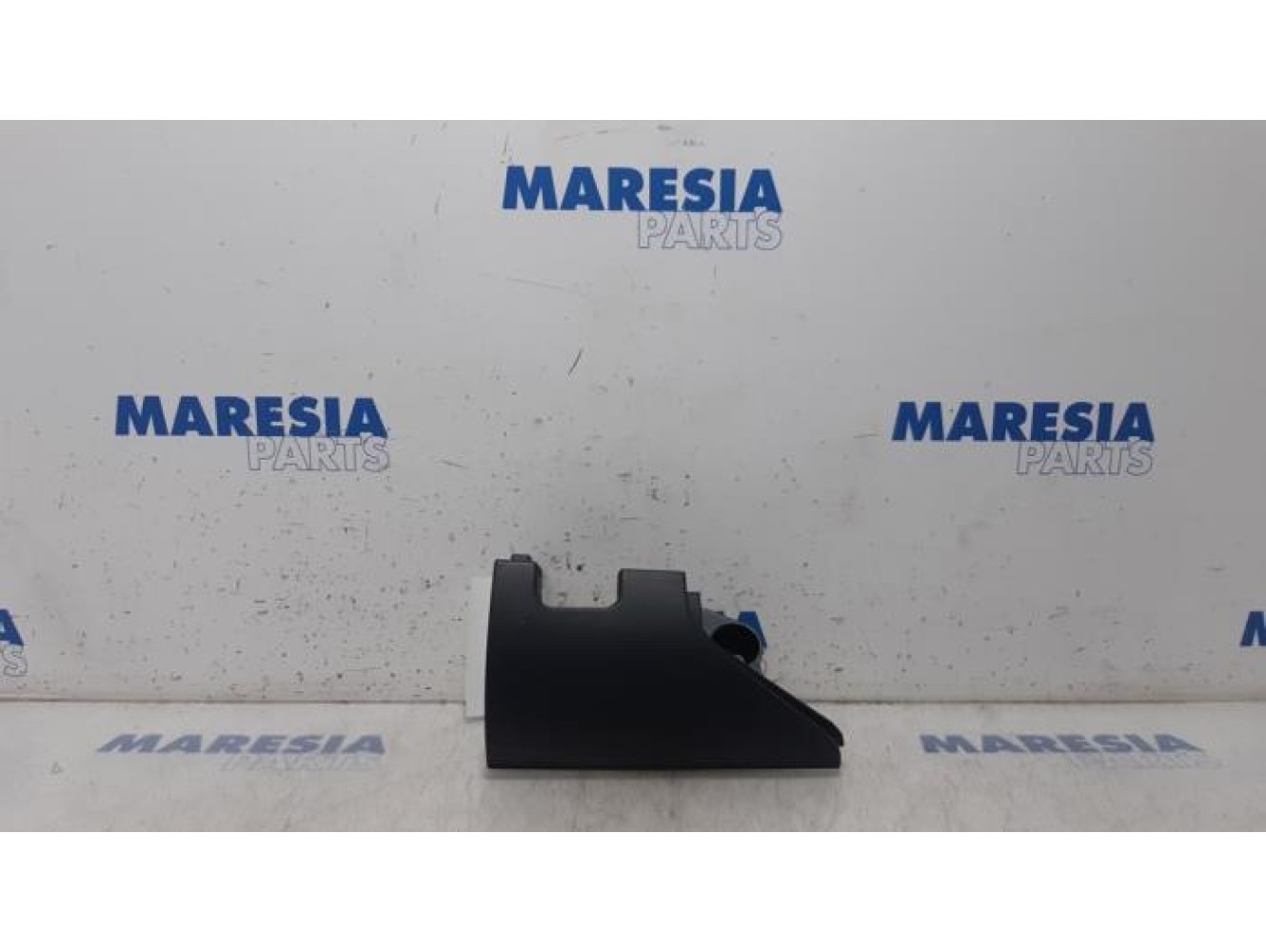 Renault - Kangoo - Rear bumper component, right