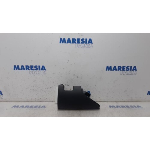 Renault - Kangoo - Rear bumper component, right