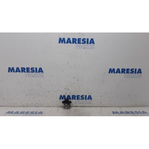 Renault - Kangoo - Cooling fan resistor