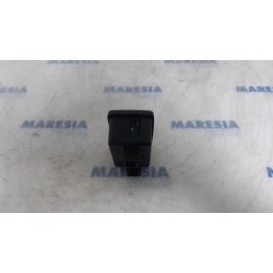 Peugeot - Boxer - AUX / USB connection
