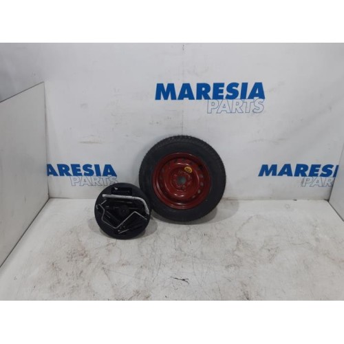 Fiat - Panda - Krikset + reservewiel