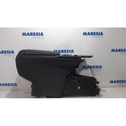 Peugeot - 3008 - Middle console