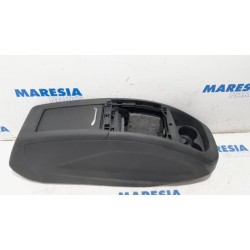 Citroen - C4 Grand Picasso - Middle console