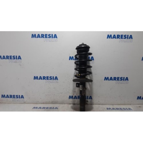 Peugeot - 208 - Front shock absorber rod, left