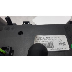 Peugeot - 208 - Heater control panel
