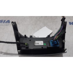 Peugeot - 208 - Heater control panel
