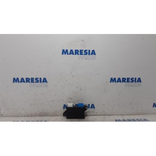Peugeot - 208 - Module verrouillage central des portes