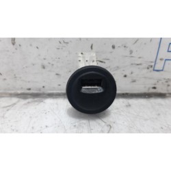 Peugeot - 208 - AUX / USB connection