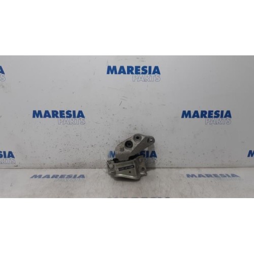 Peugeot - Boxer - Engine mount