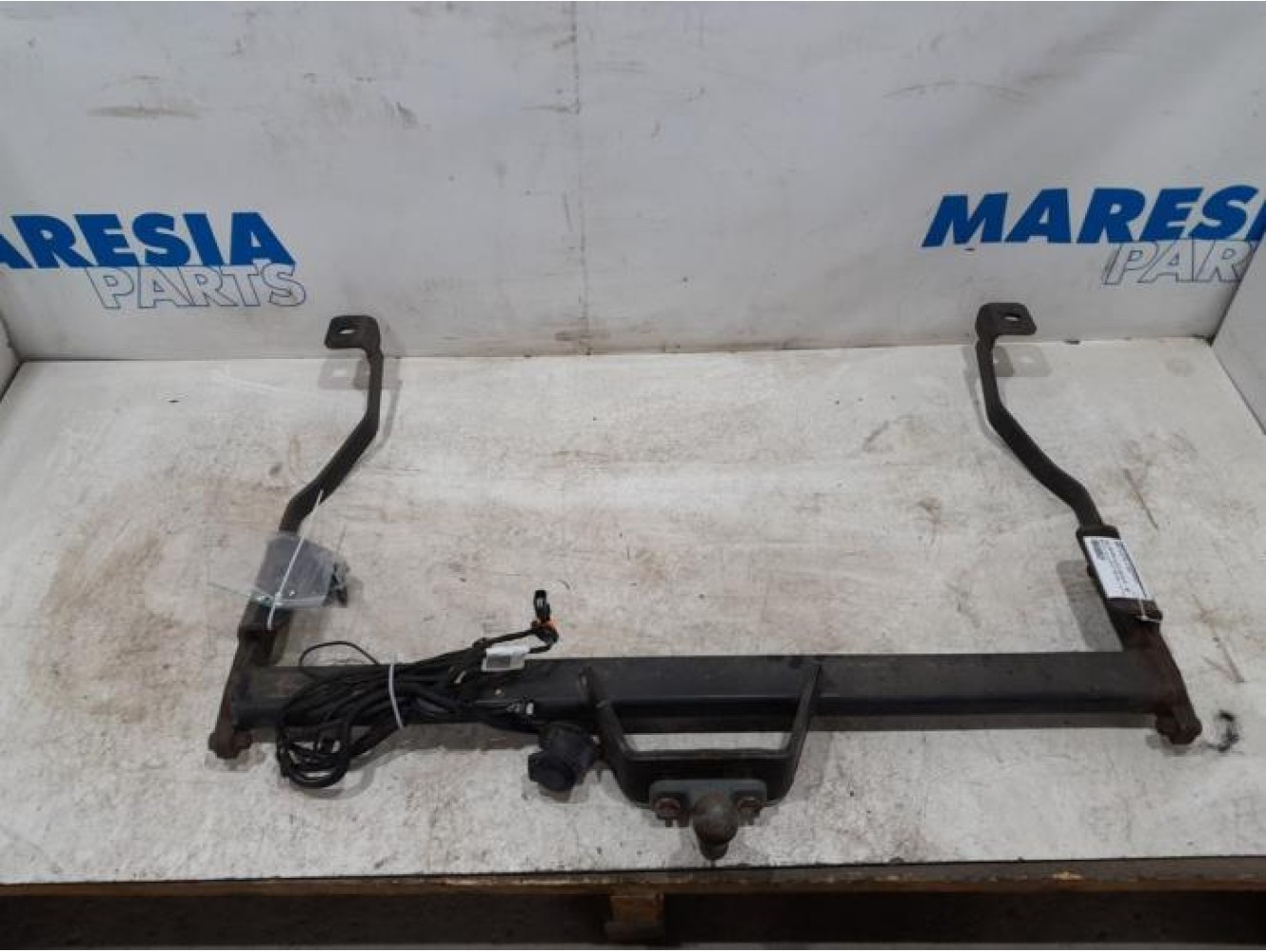 Renault - Trafic - Towbar