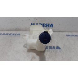 Fiat - Panda - Front windscreen washer reservoir