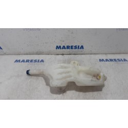 Fiat - Panda - Front windscreen washer reservoir