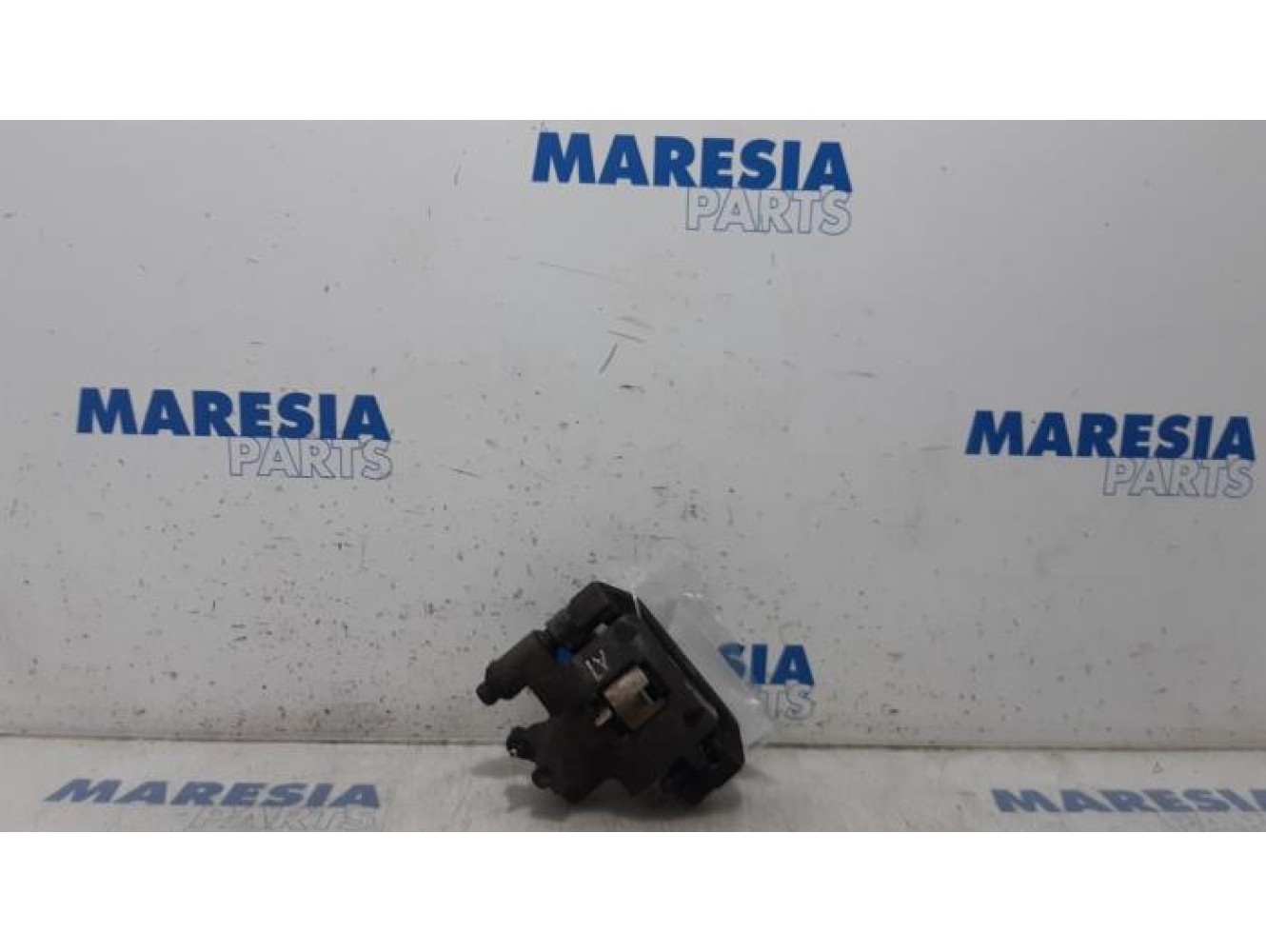 Fiat - Panda - Front brake calliper, left