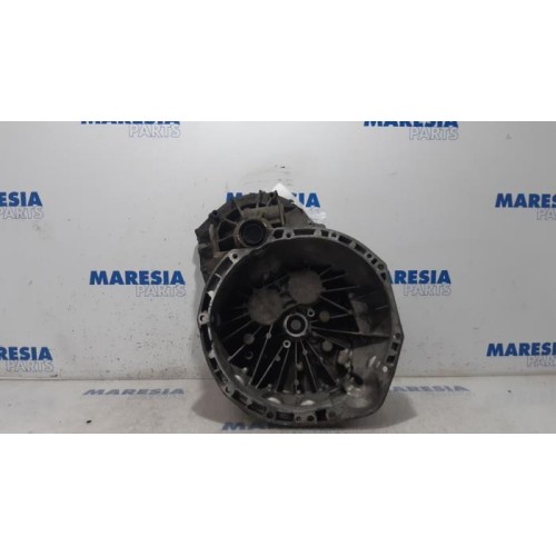Renault - Master - Gearbox casing
