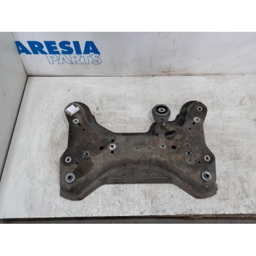 Renault - Trafic - Subframe