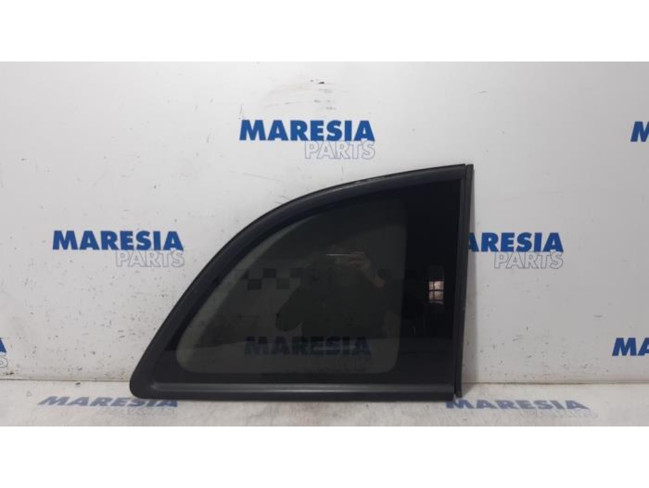 Fiat - 500 - Rear quarter light, left right