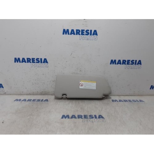 Peugeot - 3008 - Sun visor