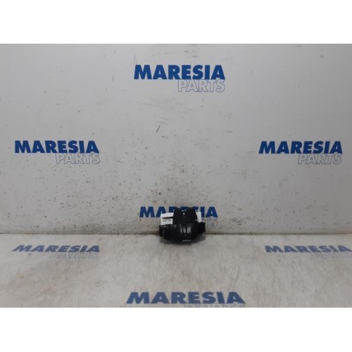 Peugeot - 3008 - Tailgate lock mechanism