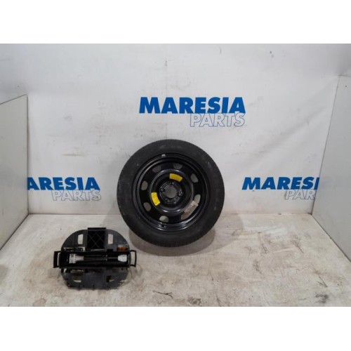 Peugeot - 307 - Krikset + reservewiel