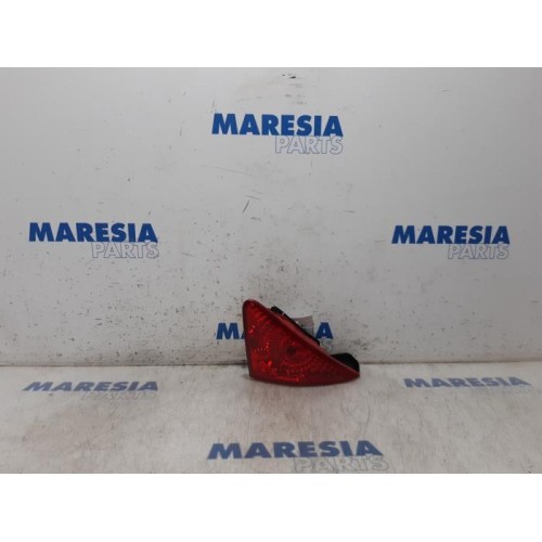 Peugeot - 3008 - Taillight, right