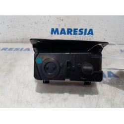 Renault - Trafic - Rear fog light