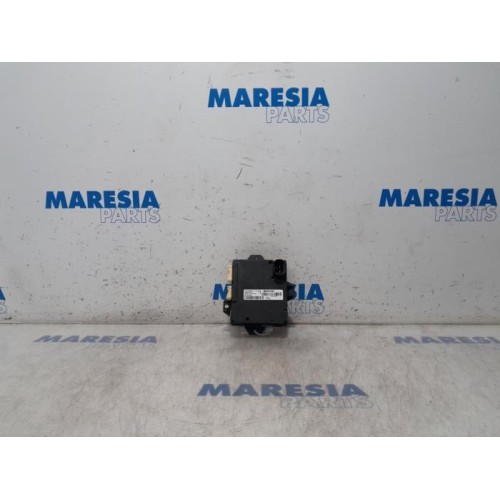 Renault - Trafic - Central door locking module