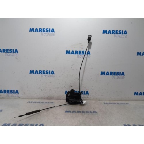 Renault - Trafic - Door lock mechanism 2-door, right