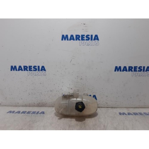 Renault - Trafic - Expansion vessel