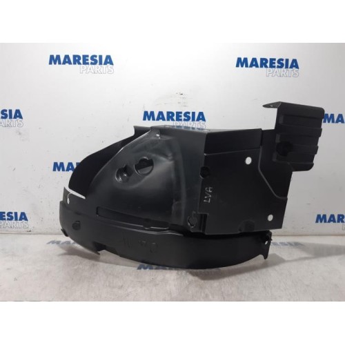 Renault - Trafic - Wheel arch liner