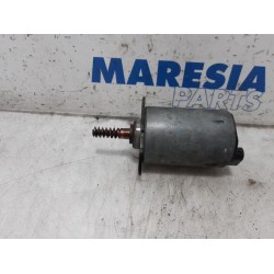 Peugeot - 207 - Camshaft adjuster
