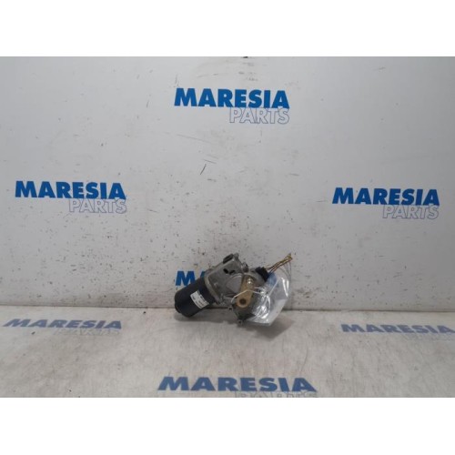 Peugeot - 307 - Front wiper motor