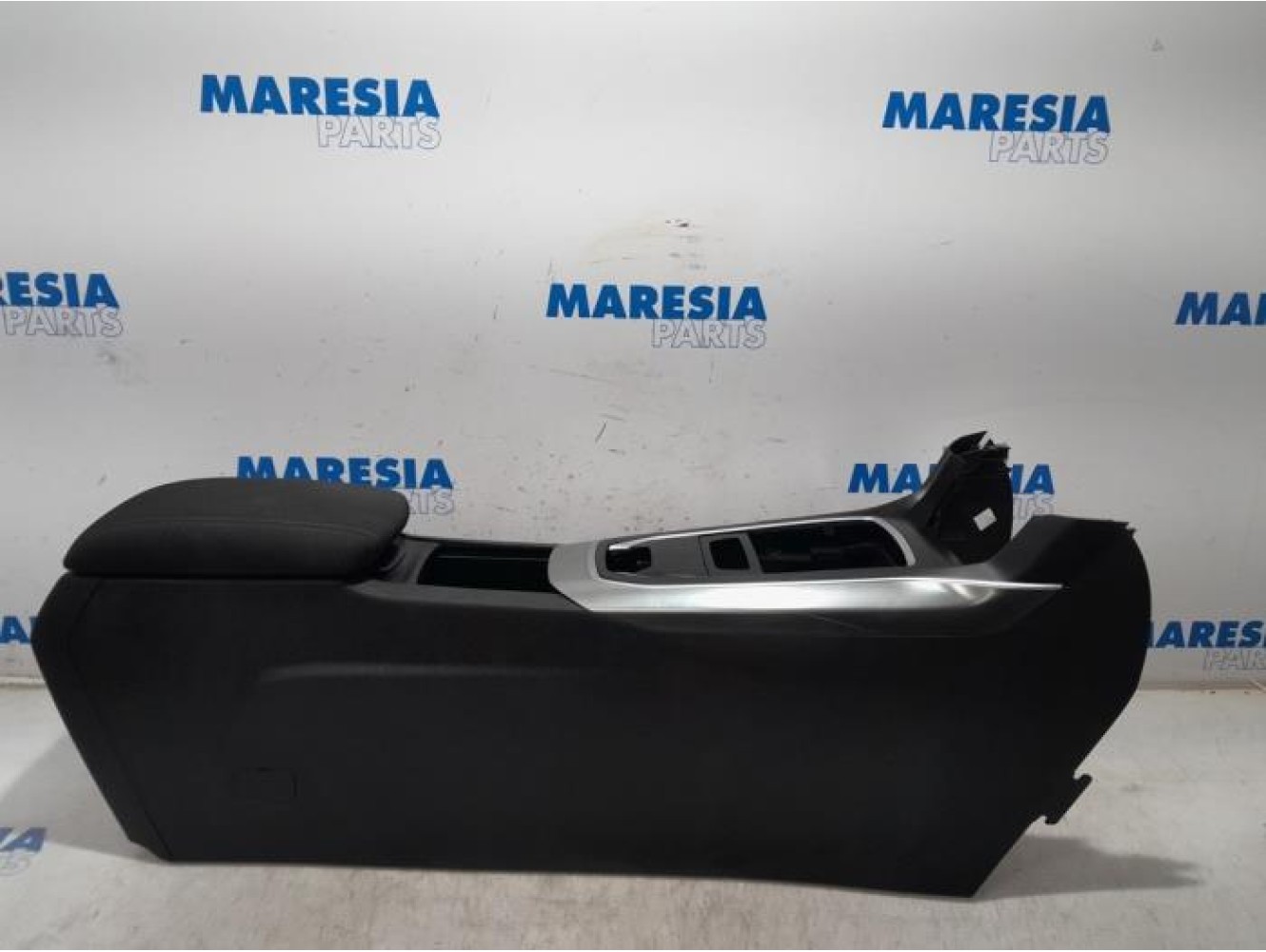 Peugeot - 308 - Middle console