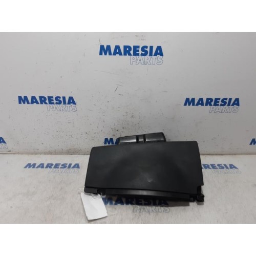 Citroen - Berlingo - Glovebox