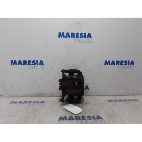 Renault - Trafic - Front brake calliper, left