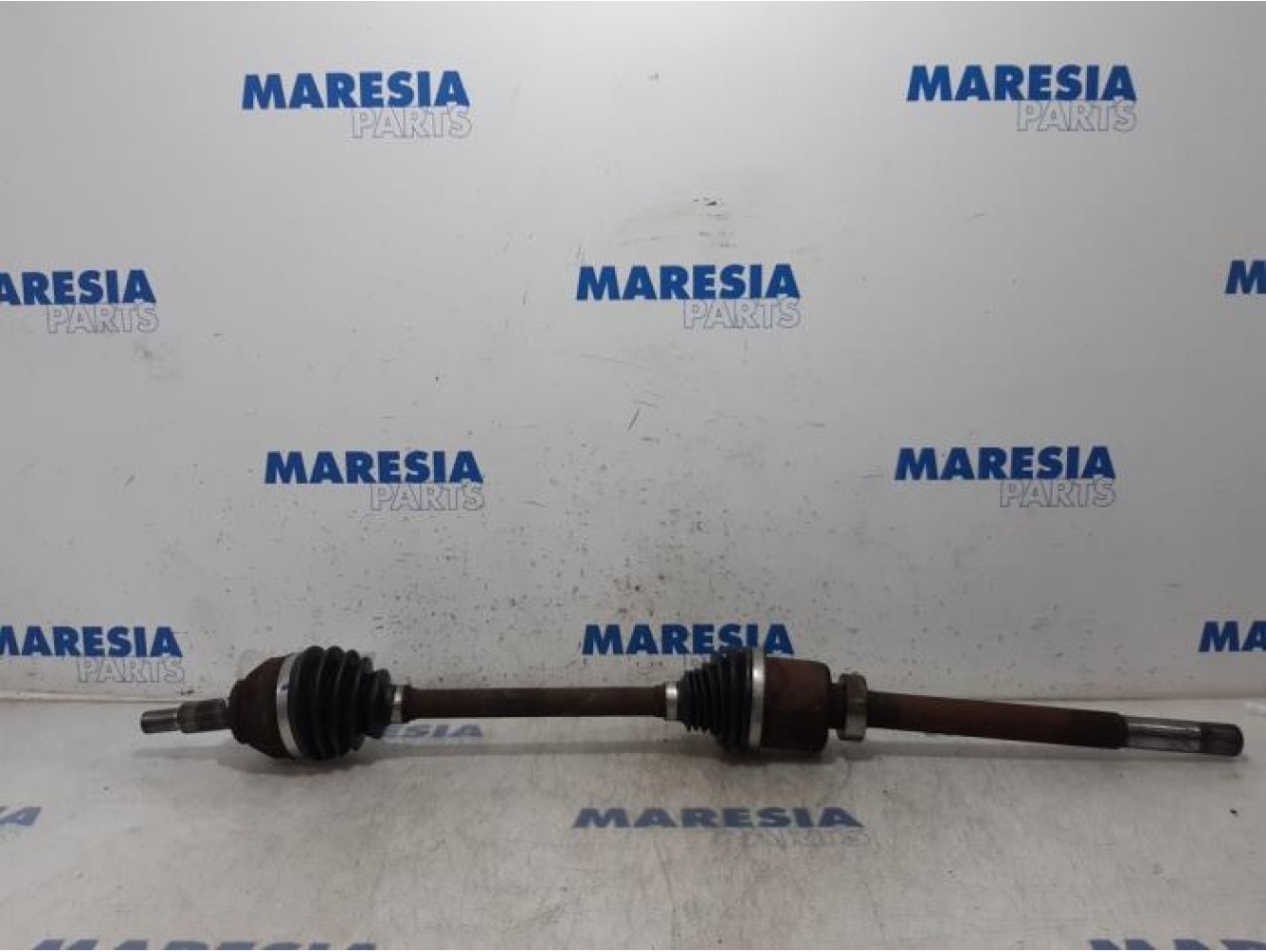 Renault - Trafic - Front drive shaft, right