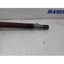 Renault - Trafic - Front drive shaft, right