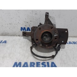 Renault - Trafic - Knuckle, front left