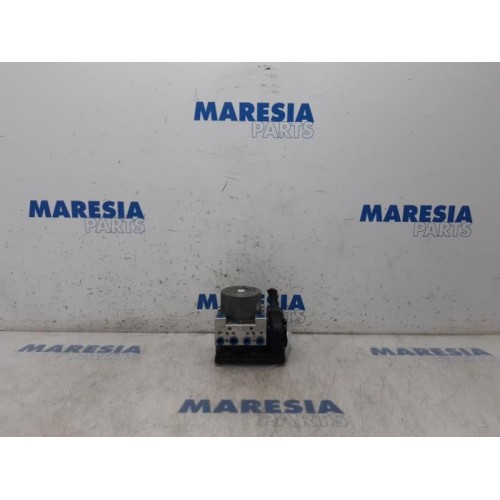 Renault - Trafic - ABS Pumpe