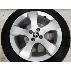 Peugeot - 3008 - Sportvelgenset + banden