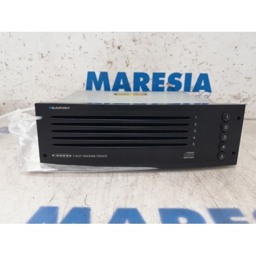Peugeot - 307 - CD changer