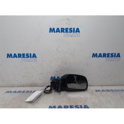 Peugeot - 307 - Wing mirror, right