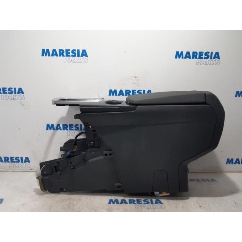 Peugeot - 3008 - Middle console