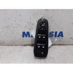 Peugeot - 308 - Multi-functional window switch