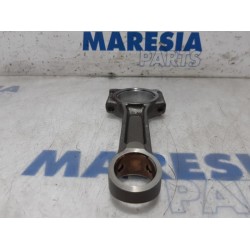 Renault - Megane - Connecting rod