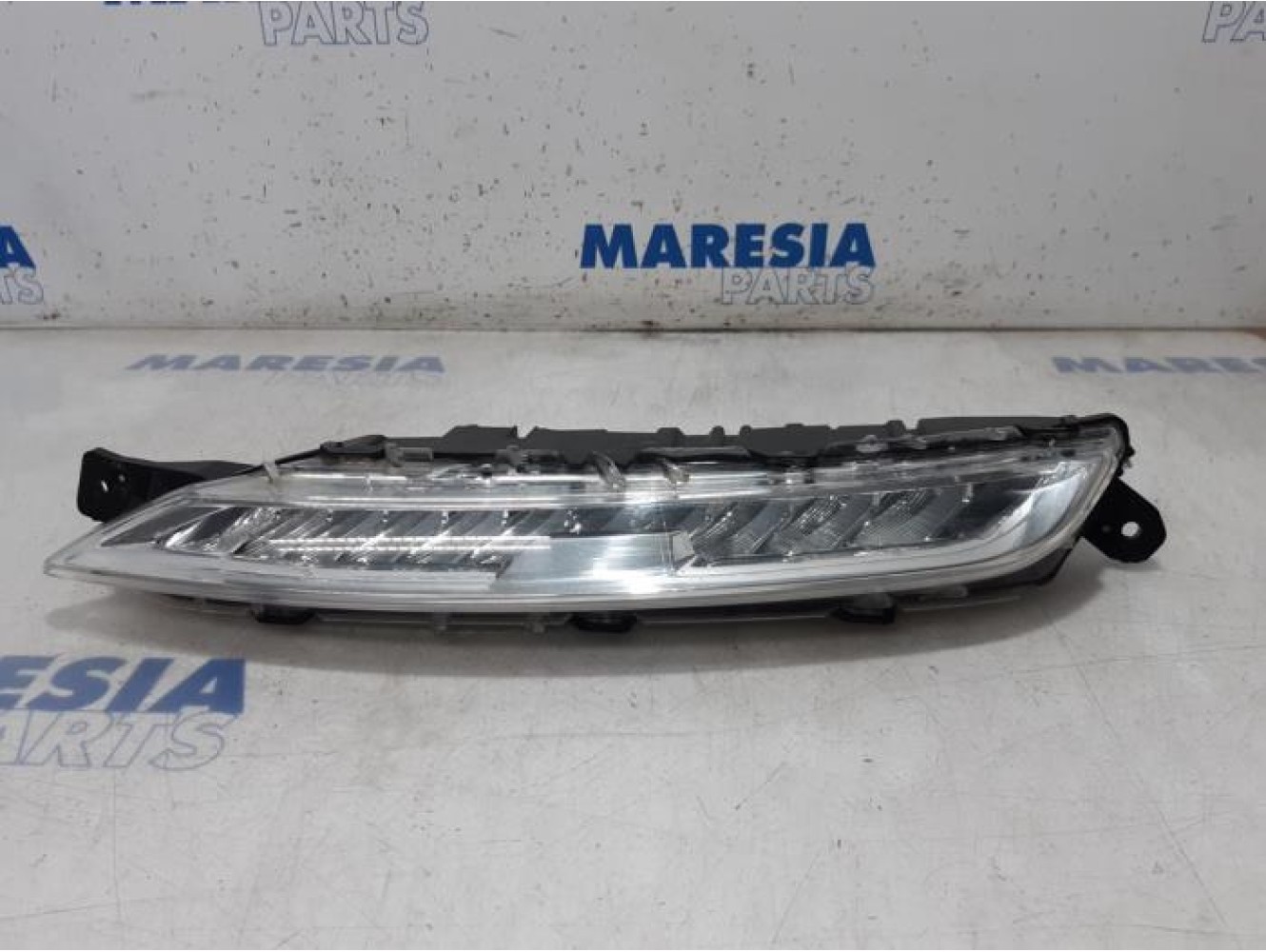 Citroen - C4 Picasso - Dagrijverlichting links