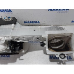 Citroen - C4 Picasso - Heater housing